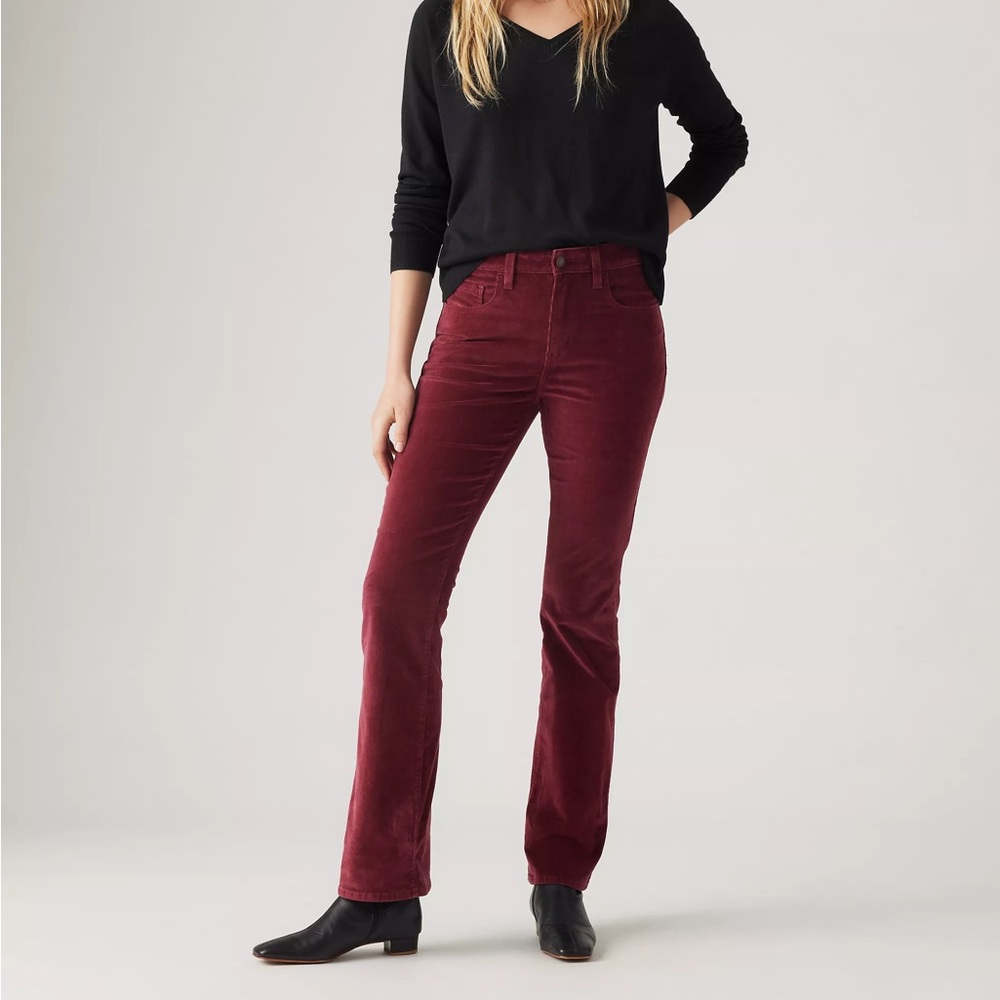 NWT Levi’s 725 HIGH RISE BOOTCUT CORDUROY WOMENS JEANS 26x30
